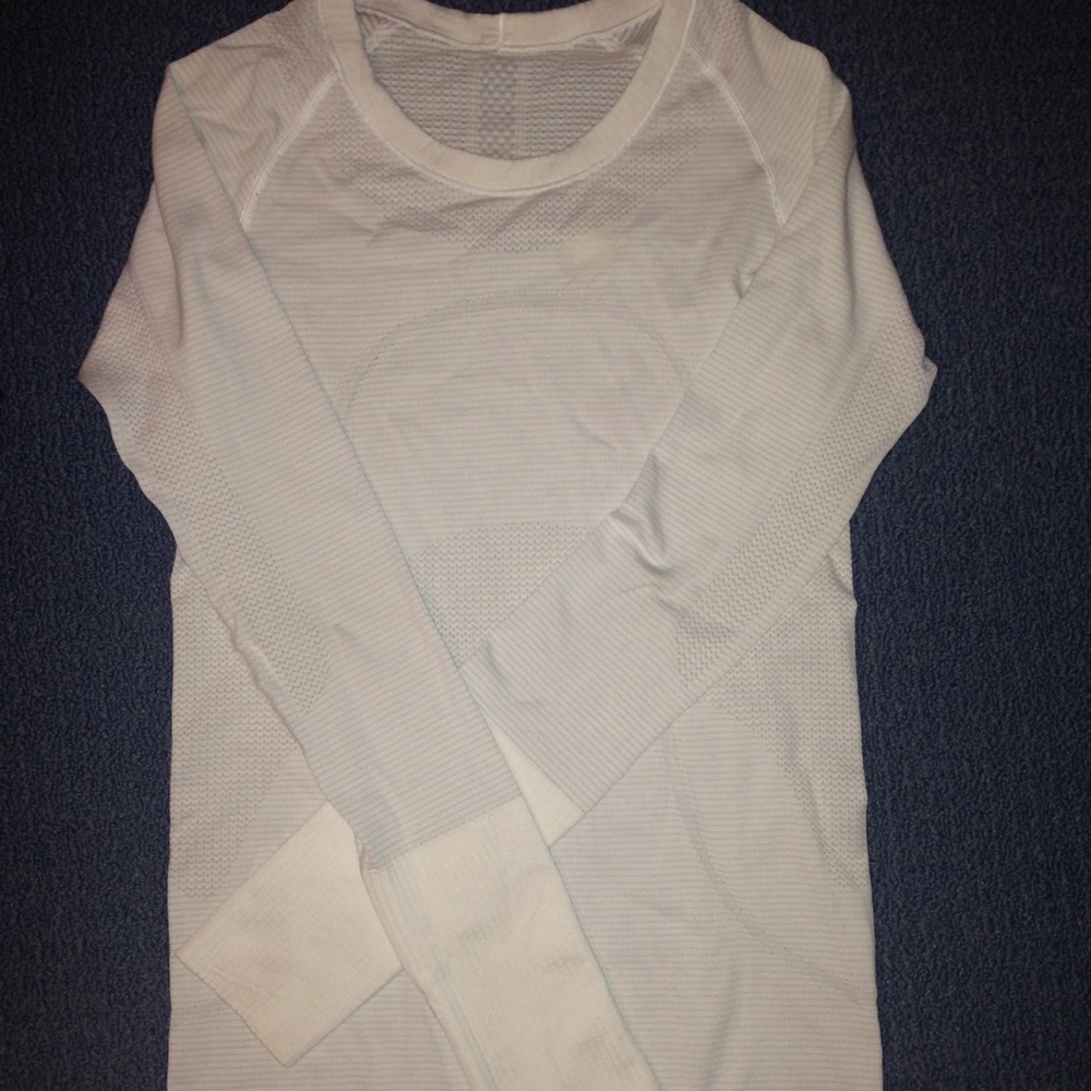 Lululemon Swiftly Tech Long Sleeve Crew